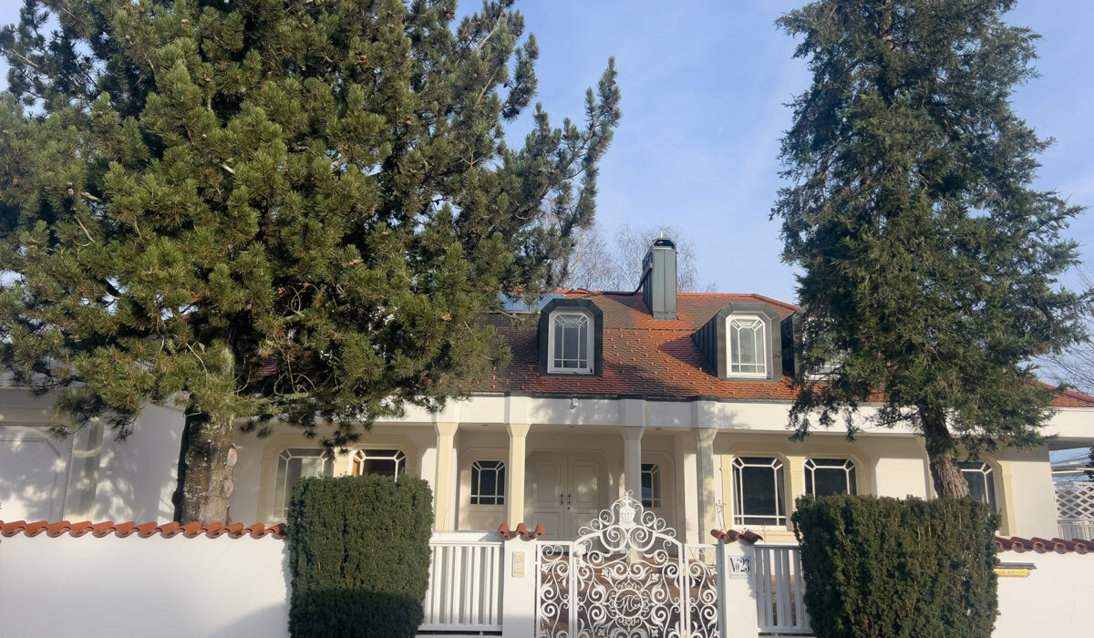 Herrschaftliche Villa zum Verkauf in Freudenstadt